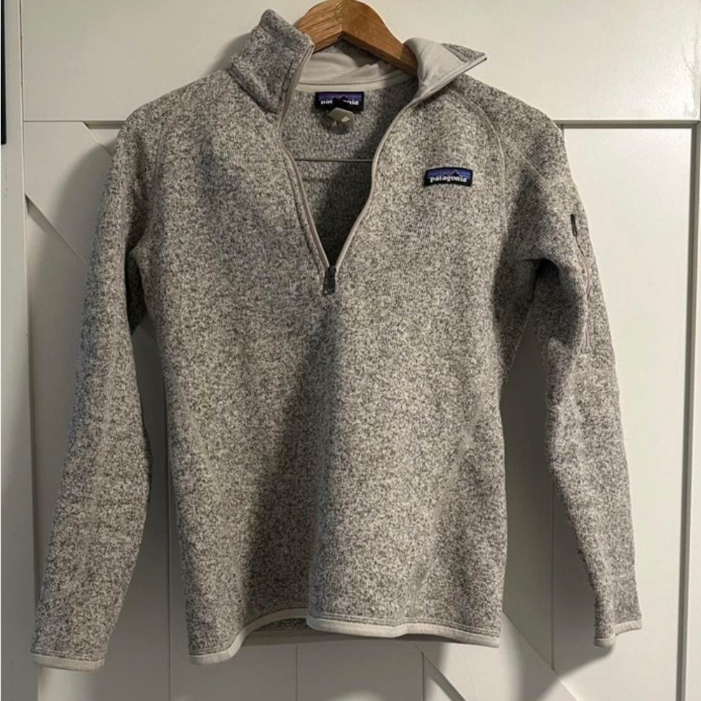 Women’s Patagonia quarter zip fleece better sweater